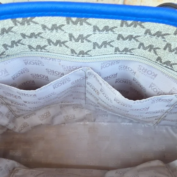 Michael Kors Signature Tote in Blue and Tan - Picture 10 of 16